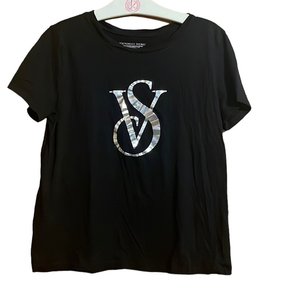 •VICTORIA'S SECRET•BLACK SILVER METALLIC VS LOGO SHORT SLEEVE TSHIRT SIZE SMALL - Picture 1 of 4